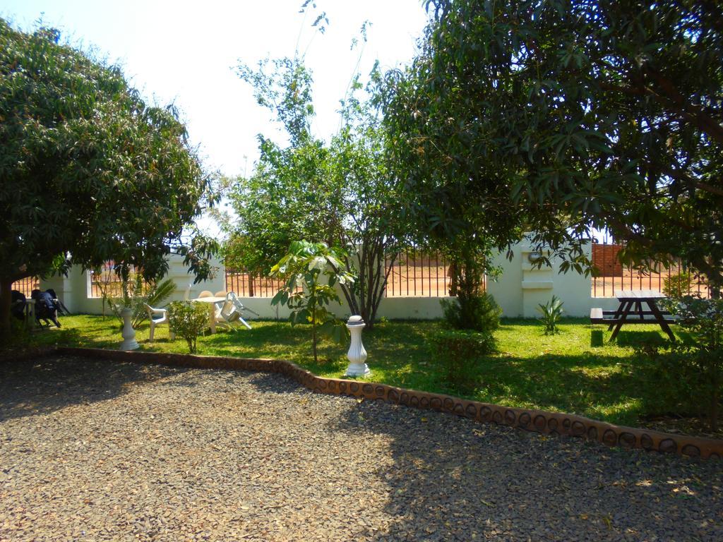 White Rose Lodge Livingstone Esterno foto